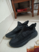 black elastic sneaker(used)